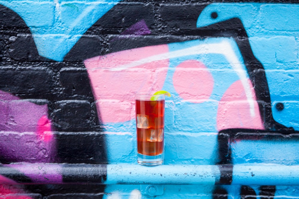 170902_ShakerAndSpoon_B025_cropped