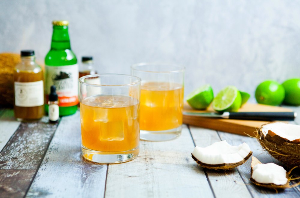 180923_ShakerAndSpoon B143